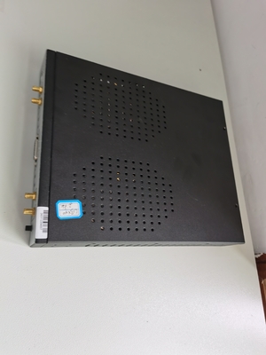 PCIE 40MHz 2954 USRP Perangkat Radio yang Ditentukan Perangkat Lunak 1/10 Port Gigabit